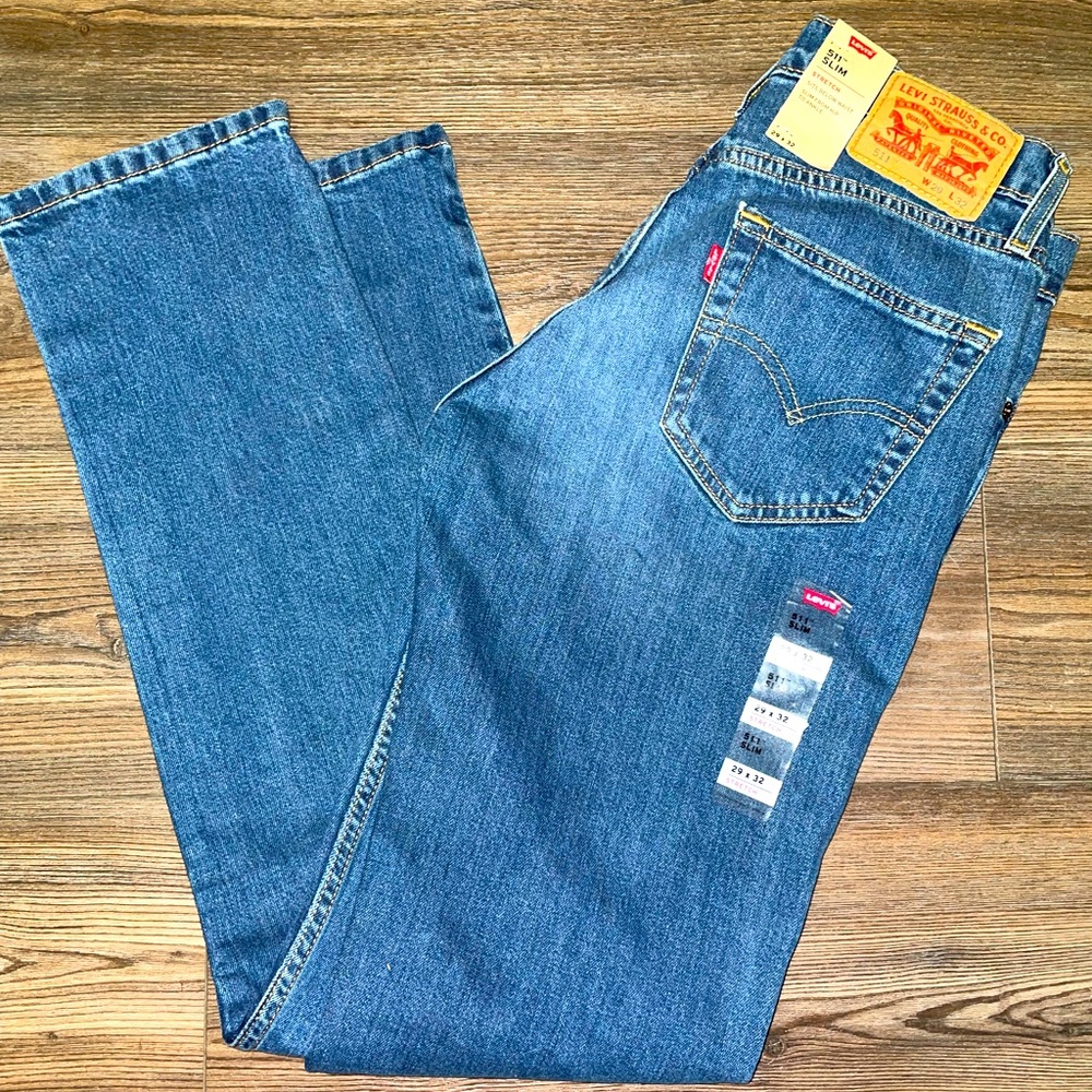 NWT Womens 511 slim Levi jeans size 29